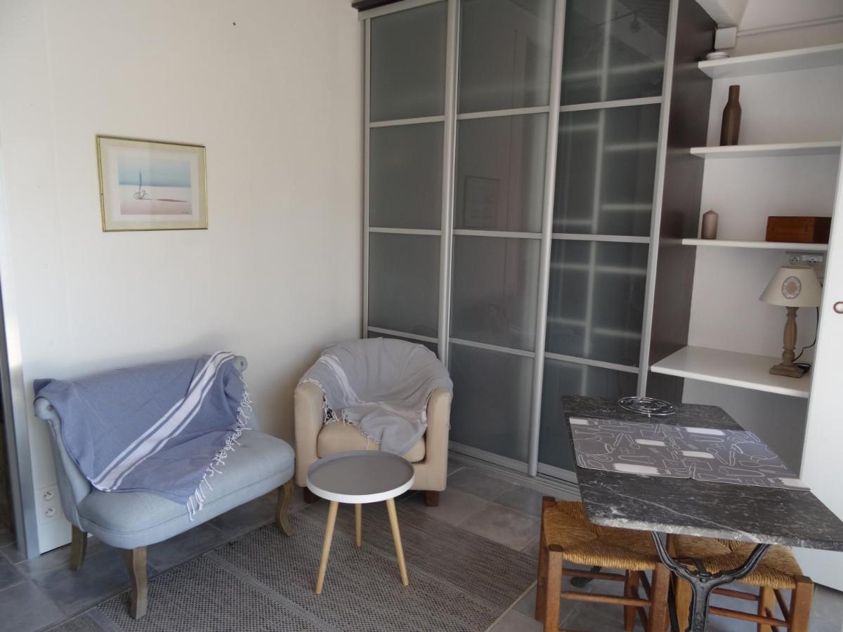 Gites, Chambres D'Hotes La Maison D'Amis Puilboreau Phòng bức ảnh